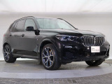 一目で伝わるBMW特有のスポーティーなプロポーションは、BMWの走行性能を生み出すのに欠かせない要因の一つです。細部まで拘りぬいたお車をぜひ一度ご覧ください!
