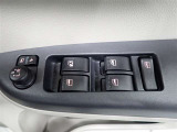 運転席ドア側パワーウィンドゥ・ドアミラースイッチ