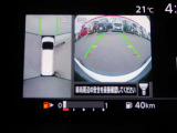 アラウンドビュ-モニタ-はクルマの真上から見ているかのような映像によって、周囲の状況を知ることで、駐車を容易に行うための支援技術です。