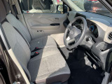 しっかりとした造りのシートで運転も快適に♪