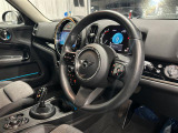 ◆全国納車可能です。納車方法及び費用につきましては、お気軽にコーディネーターまでご相談ください。遠方のご納車の際も我々がしっかりサポートさせて頂きます。お気軽にスタッフまでご相談下さい。