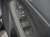 ◆パワーウィンドウスイッチ◆運転席から全席の窓の開閉操作を行うことが出来いつでも換気ができます!