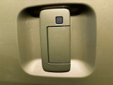 ☆弊社の整備工場には国家資格を持った整備士が多数在籍しております。また、軽自動車だけでなく普通車や外車の整備も実施しておりますのでご購入いただいたお車だけでなくご家族のお車の整備もお任せください☆