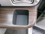 運転席カップホルダー