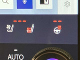 ステアリングヒーター・シートヒーター・ベンチレーションを装備しております。