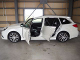 お車に関してのご質問などはLINE(ID友達検索&rarr;@210bdwpm)、直通アドレス(rerize@autorerize.co.jp)またはお電話(025-372-8118)までお気軽にお問合せ下さい♪