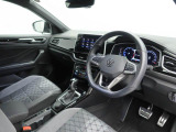 シンプルなデザインで飽きさせない内装がVolkswagenのコンセプトの一つでもあります。
