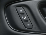 ◆ドライビングポジションシステム◆Hondaスマートキー、DRIVER1・DRIVER2のそれぞれにシート位置を記憶でき、乗車時に使用キーを判別して自動で調整を行います。