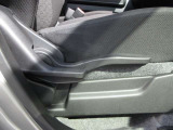一人一人に合ったポジションにシートを細かく調整することが出来ます。長時間の運転でも疲れにくくなり、安心して運転することに寄与します。