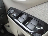 運転席ドアスイッチ