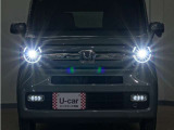 LEDヘッドライト(オートハイビーム機能付)が搭載されており、遠くまで明るく均一に照らし、高速道路等での安心感が向上しております。
