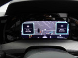 デジタルメータークラスター【Digital Cockpit Pro】付き車両。メーター内にナビゲーションが表示されます。