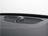 【Bowers&Wilkins】世界のオーディオファン垂涎のプレミアムサウンドシステムを搭載。コンサートホールのベストポジションに相当する音場空間を忠実に再現。乗る人すべてに驚きの音響体験を提供します