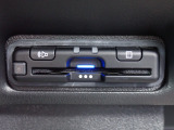 ■【ETC車載器】が装備されています。セットアップをしてお渡しとなり、ETCカードを差し込むだけで高速道路の利用が可能です。