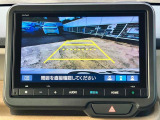バックカメラ装着済!後退時、画面で後方の視界をサポートします。