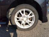 タイヤサイズ155/65R14装着