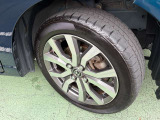 純正アルミホイール175/55R15
