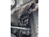 車両右前輪からの下回りです