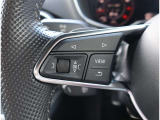 Audi正規ディーラーが高品質をお約束。高度な訓練・教育を受けたAudi専任メカニックが、100項目にもおよぶ精密な点検を実施いたします。すべてをクリアしたAudi車だけが、あなたのお手元に届けられるのです。