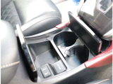弊社でお車をご購入頂いたお客様は、一部車種を除いて【オイル交換永久無料】となっております。※詳細はスタッフまでお問合せ下さい。
