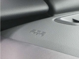 ◆助手席エアバッグ◆身を守る為に必要なエアバッグが助手席に装備されています。