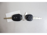ワイヤレスドアロックKEY■キーレスエントリーシステムでキーを使わずドアロックの解錠施錠が出来ます。
