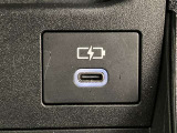 USB Type-Cポートがついています。