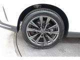 235/50R21タイヤを装備しています。※各ホイールのキズ等をご確認くださいませ。