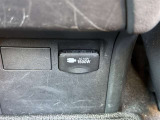 非常時やキャンプなどに役立つAC100Vコンセント付きです。