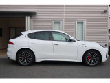 新車・中古車キャンペーン実施中!高年式から低年式まで数多く揃えております。乗出し総額やご希望金額等メールお電話にてご相談お問い合わせ下さい。