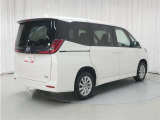 ノア 1.8 ハイブリッド G E-Four 4WD