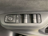 パワーウインドウスイッチ、いたずら防止・挟みこみ防止に、ウインドウロックスイッチを使用ください。便利な電動可倒式ミラースイッチ、集中ドアロックスイッチ
