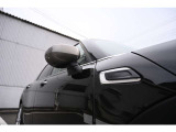 ボディカラーやグレード、お好みで簡単に交換できるのが、NEW MINIの良いところ!オプションでいろいろなカラーや柄がお選びいただけて、オリジナリティーを追求できるのも魅力の一つです!
