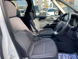 内外装はもちろん、抗菌消臭・エンジンルームから下廻りまで丸ごと洗浄の★まるまるクリーン★