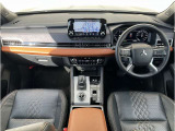 アウトランダー PHEV 2.4 P 4WD 