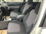 内外装およびエンジンル-ムなど専用クリ-ニング致します。車両クリ-ニングのプロが施工致しますので!高品質な1台に蘇りますよ♪(全在庫無料施工)