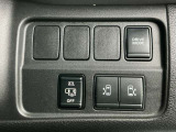 運転席スイッチ部 人気装備の両側オートスライドドア付きで、とっても便利です!!
