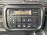 オートエアコン装備車★操作もカンタン★