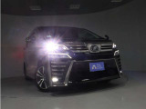 高輝度で点灯速度が速いLEDヘッドライト装備!LEDの明るい光が走行中の視界の確保をサポートして、夜のドライブがより楽しく安全に運転できます♪