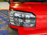 車のビジュアルを大きく左右するヘッドライト!スクエアデザインが人気です★