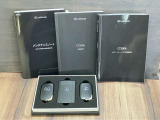 スマートキー2本、カードキー1本と保証書も付けてお納車させて頂いております。