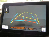 バックガイドモニターで、後方を確認しながら安心して駐車することができます。運転初心者も熟練者も必須の機能ですよ!