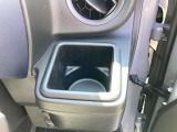 運転席側ドリンクホルダー