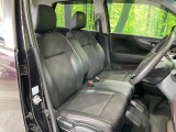 運転席シート廻りは使用感も少なく、良好な状態となっています。丁寧に使われていたことがよくわかりますね。
