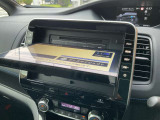 ナビゲーションはCD/DVDやブルーレイなどに対応。