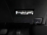 ETC車載器が搭載されているので、高速道路の乗り降りもノンストップで通過できます♪