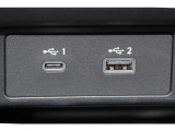 ★USBケーブルの挿し口があるので携帯などを充電できます
