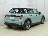 MINI NEXT2年間 走行距離無制限で保証、保証期間中でしたら最寄の正規ディーラーで無償修理が可能です。