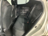 当社では展示前にハンドル、ドアノブ、シフトノブなど内装表面を強力除菌しております。二酸化塩素の協力な酸化分解作用を利用したシステムです。