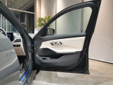 BMWプレミアムセレクション館林では、高年式低走行モデルからMモデル、年式が経ちなかなかディーラーでは見かけないモデルまで幅広いラインナップで認定中古車を取り扱っております。品質に自信があります。